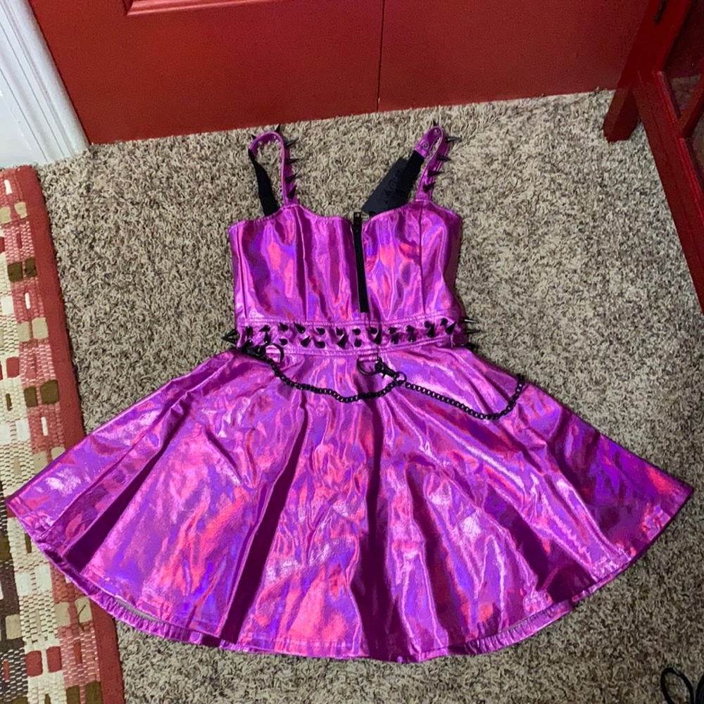 💕 Iridescent Spike Widow Dress 💕